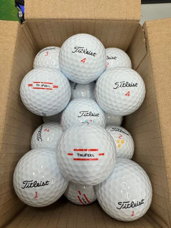 12 TITLEIST TRUFEEL PEARL/A LAKEBALLS