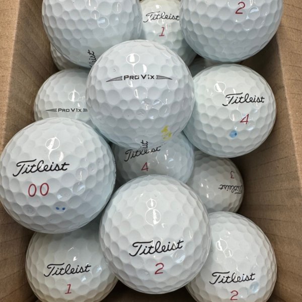 12 TITLEIST PRO V1X 2020 PEARL/A GOLF BALLS