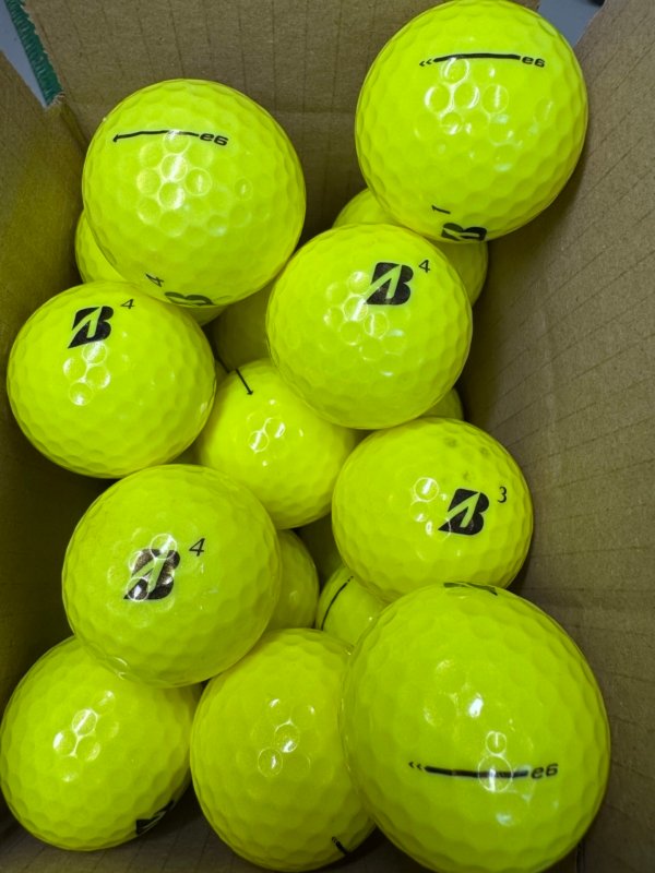 12 BRIDGESTONE E6 YELLOW 2023/2024 PEARL/A GOLF BALLS