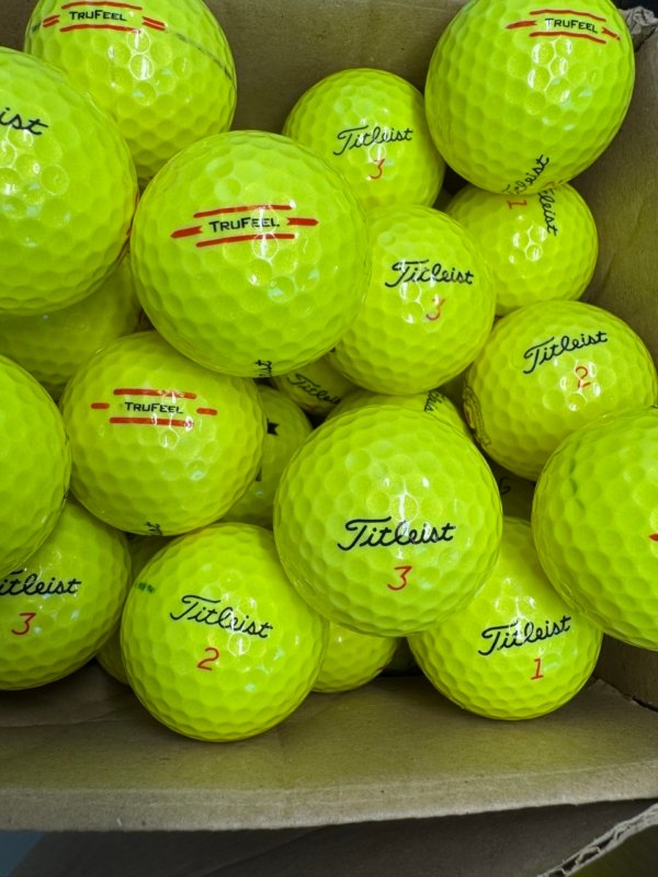 12 TITLEIST TRUFEEL YELLOW  PEARL/A LAKEBALLS