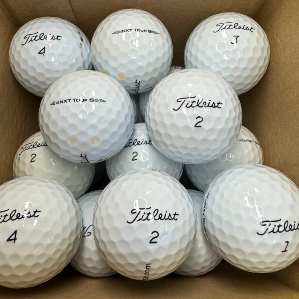 24 TITLEIST TOUR S PEARL/A GOLF BALLS