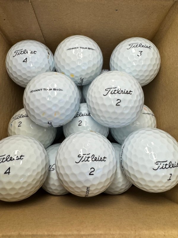 24 TITLEIST TOUR S PEARL/A GOLF BALLS