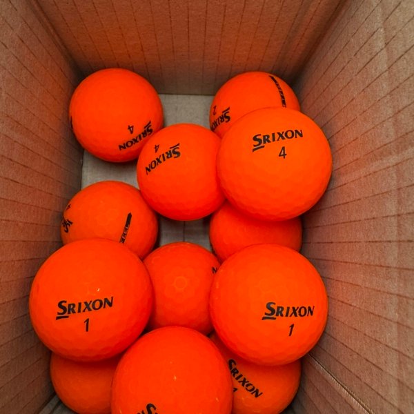 12 SRIXON SOFTFEEL ORANGE PEARL/A GOLF BALLS