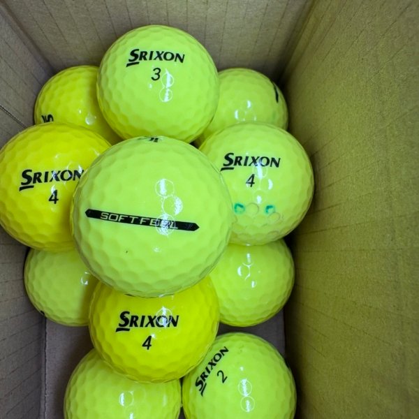 12 SRIXON SOFTFEEL YELLOW PEARL/A GOLF BALLS